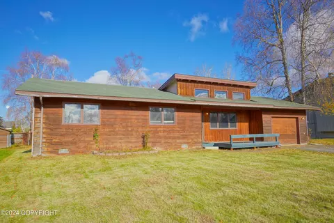 280 Arlington Ct, Soldotna, AK 99669