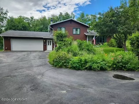 5350 E Tamerack Cir, Wasilla, AK 99654