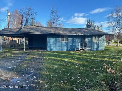 11941 Northern Raven Dr, Anchorage, AK 99516