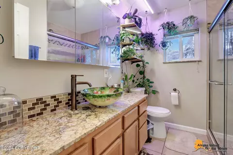 Bath - 2016 Waldron Dr, Anchorage, AK 99507 photo 1 of 2