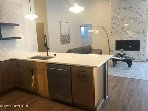 5376 Sandhill Loop, Anchorage, AK 99502