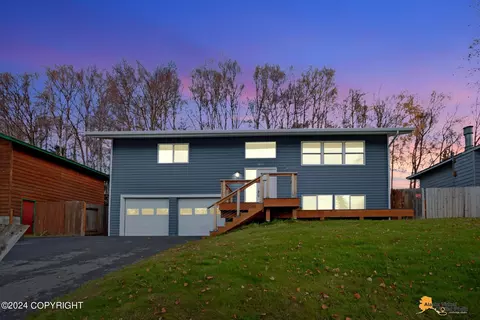 5041 Southampton Dr, Anchorage, AK 99503