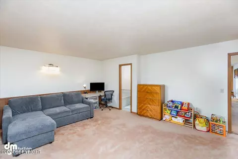 Living - 3430 Balchen Dr, Anchorage, AK 99517 photo 3 of 6