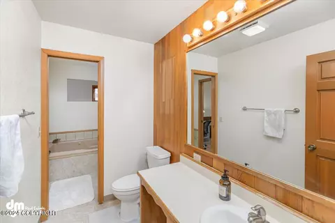 Bath - 3430 Balchen Dr, Anchorage, AK 99517 photo 1 of 7