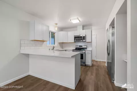 7840 Chaimi Loop, Anchorage, AK 99504 photo 15