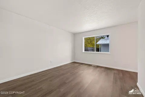7840 Chaimi Loop, Anchorage, AK 99504 photo 8