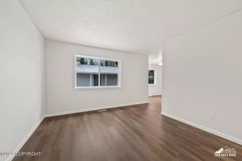 7840 Chaimi Loop, Anchorage, AK 99504 photo 9