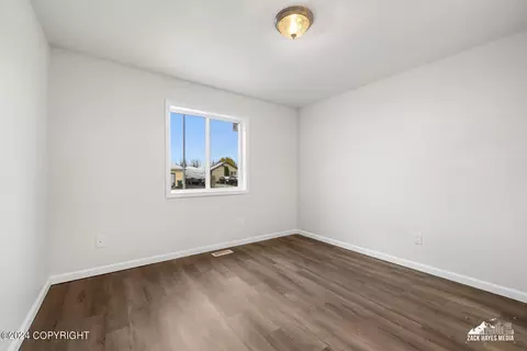 7840 Chaimi Loop, Anchorage, AK 99504 photo 22