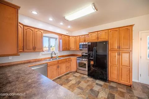 Kitchen - 67780 Endless View Loop, Homer, AK 99603 photo 2 of 3