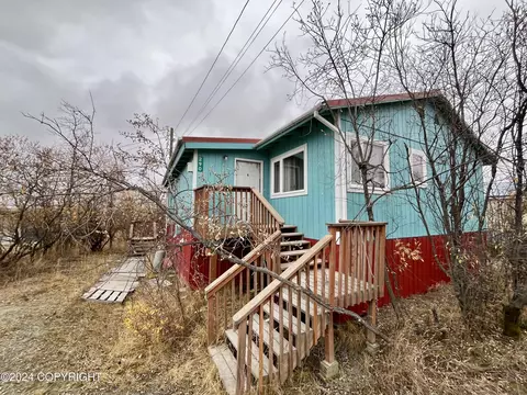 290 Schwalbe St, Bethel, AK 99559