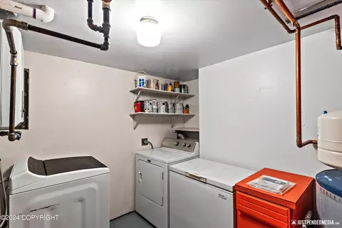 Other - 6412 E 14th Ct, Anchorage, AK 99504 photo 5 of 8