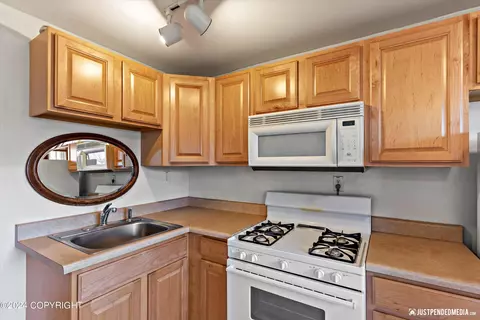 Kitchen - 6412 E 14th Ct, Anchorage, AK 99504 photo 4 of 4