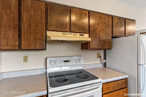 Kitchen - 6412 E 14th Ct, Anchorage, AK 99504 photo 2 of 4