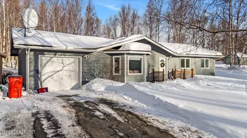 5761 E Alder Cir, Wasilla, AK 99654