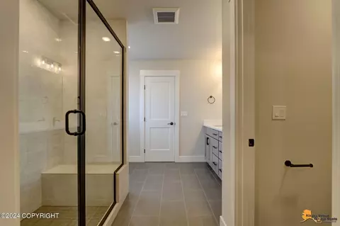 Bath - 8797 Chalk Hill Loop, Anchorage, AK 99502 photo 3 of 4