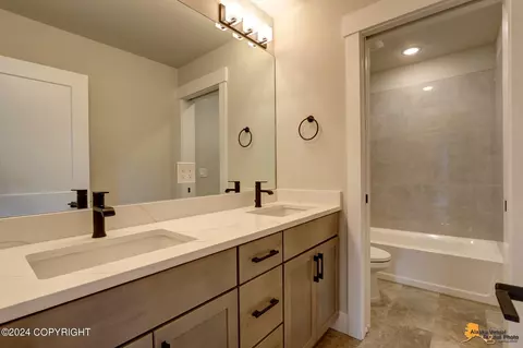 Bath - 8797 Chalk Hill Loop, Anchorage, AK 99502 photo 4 of 4