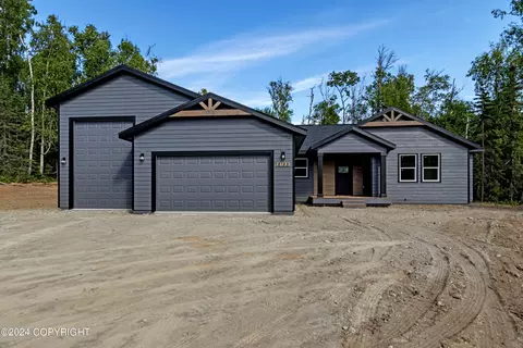 1744 S Alliance Country Dr, Wasilla, AK 99654