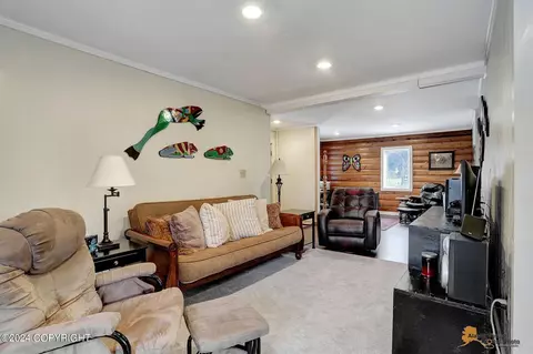 Living - 16214 N Bading Ln, Willow, AK 99688 photo 1 of 2