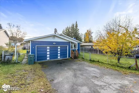2206 W 45th Ave, Anchorage, AK 99517