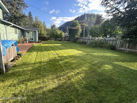 Exterior - 429 Second Ave, Seward, AK 99664 photo 7 of 9