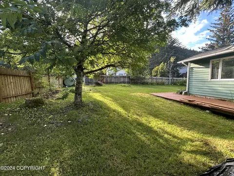 Exterior - 429 Second Ave, Seward, AK 99664 photo 9 of 9