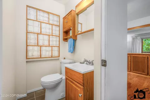 Bath - 429 Second Ave, Seward, AK 99664 photo 1 of 3