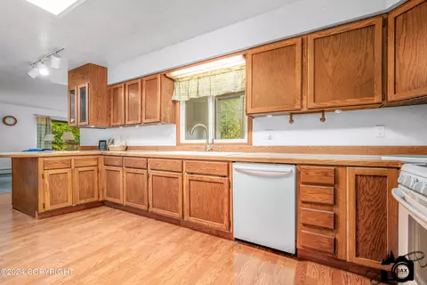 Kitchen - 429 Second Ave, Seward, AK 99664 photo 1 of 3