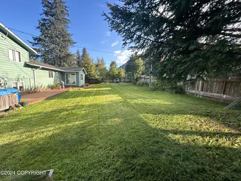 Exterior - 429 Second Ave, Seward, AK 99664 photo 8 of 9