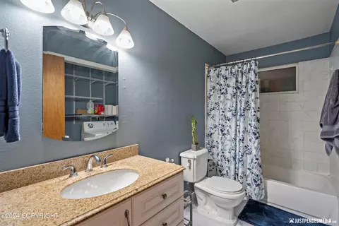 Bath - 10231 Chandalar St, Eagle River, AK 99577 photo 1 of 1