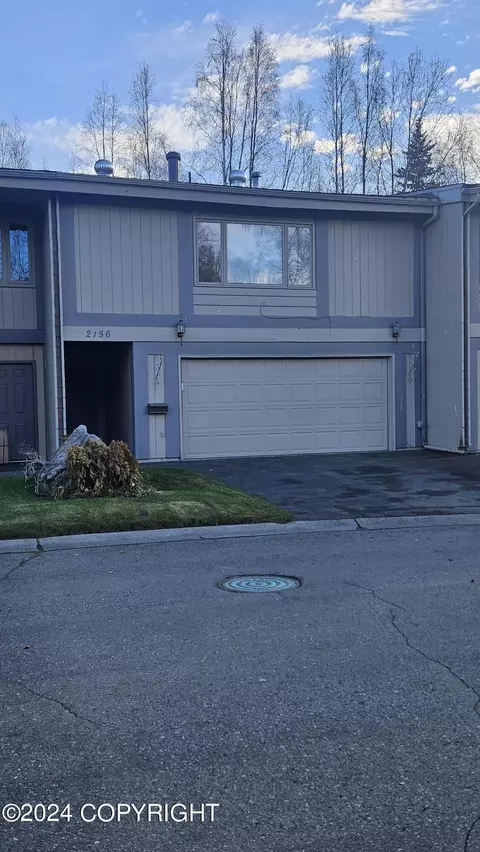 2156 Crataegus Ave, Anchorage, AK 99508