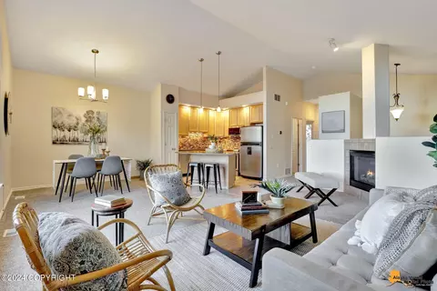 11239 Daryl Ave # 3, Anchorage, AK 99515