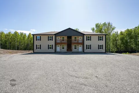 16840 Park Place St, Eagle River, AK 99577