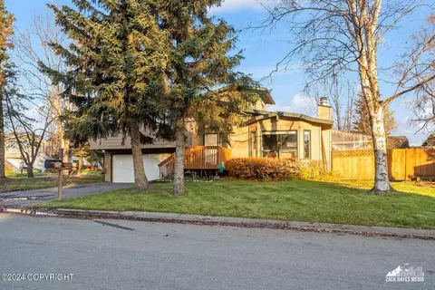 6931 Chad St, Anchorage, AK 99518