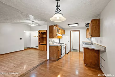 12701 Crested Butte Dr, Eagle River, AK 99577 photo 11