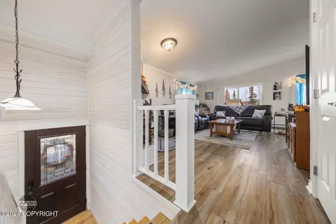 18634 S Lowrie Loop, Eagle River, AK 99577 photo 7