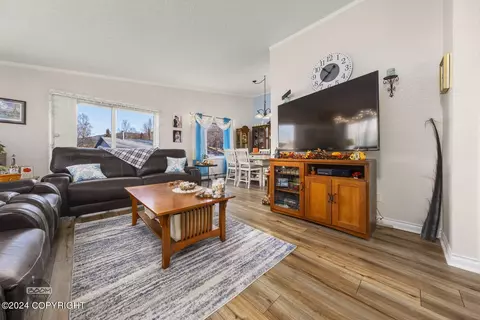 18634 S Lowrie Loop, Eagle River, AK 99577 photo 11