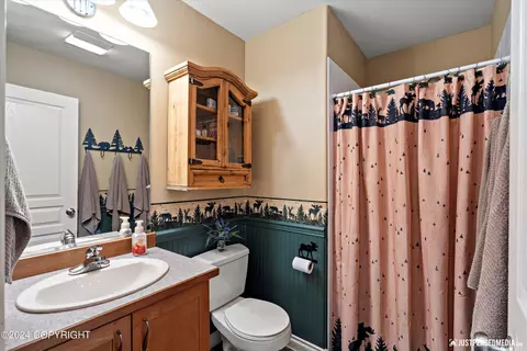 2468 Cloverwood Loop, Anchorage, AK 99508 photo 25