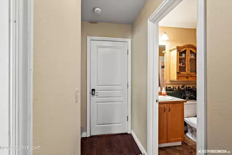 2468 Cloverwood Loop, Anchorage, AK 99508 photo 21