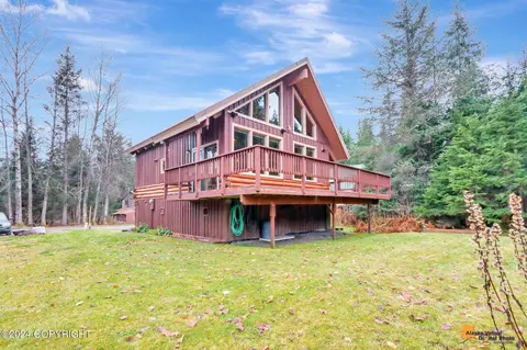 270 Alta Dr, Girdwood, AK 99587