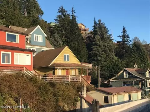 704 Bayview St, Ketchikan, AK 99901