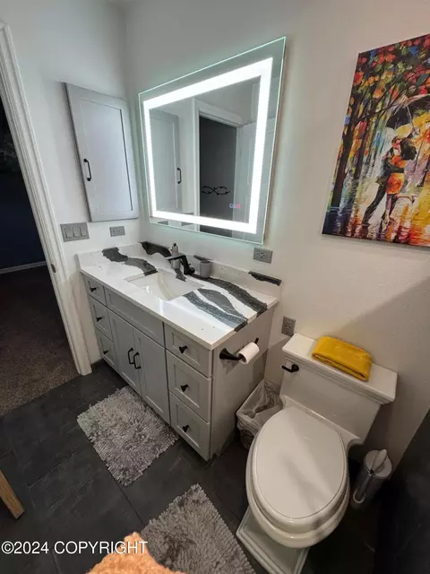 Bath - 3000 Rosalind Loop, Anchorage, AK 99507 photo 4 of 6