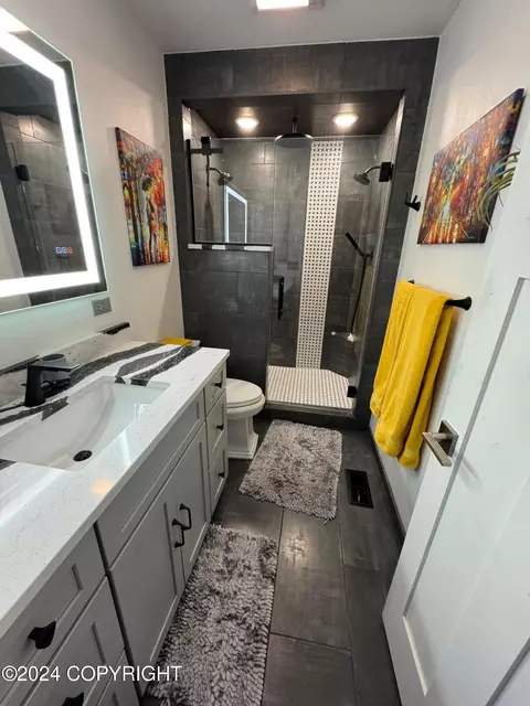 Bath - 3000 Rosalind Loop, Anchorage, AK 99507 photo 1 of 6