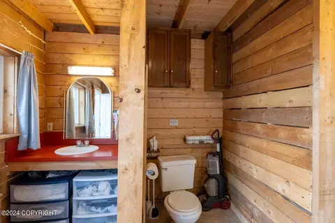 Bath - 65449 Lingonberry Rd, Ninilchik, AK 99639 photo 5 of 9
