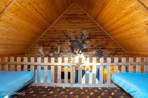 Bedroom - 65449 Lingonberry Rd, Ninilchik, AK 99639 photo 3 of 15