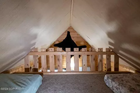Bedroom - 65449 Lingonberry Rd, Ninilchik, AK 99639 photo 10 of 15