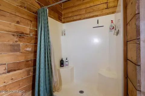 Bath - 65449 Lingonberry Rd, Ninilchik, AK 99639 photo 7 of 9