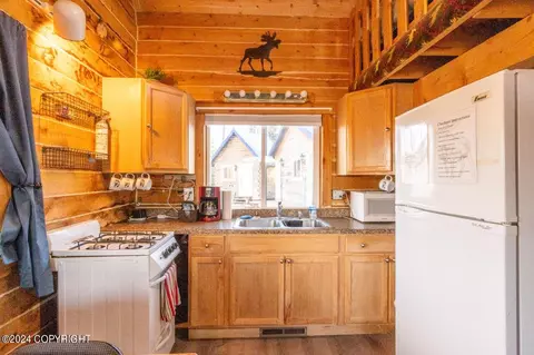 Kitchen - 65449 Lingonberry Rd, Ninilchik, AK 99639 photo 1 of 6