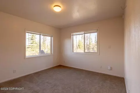 Bedroom - 65449 Lingonberry Rd, Ninilchik, AK 99639 photo 11 of 15
