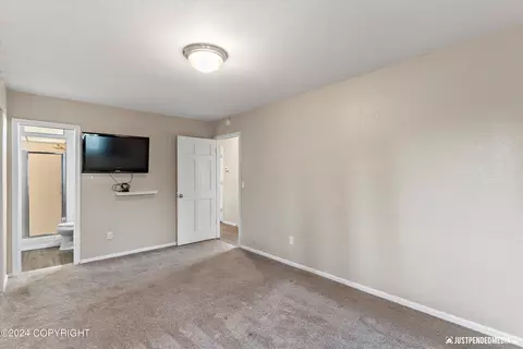 11055 Owhat Cir, Eagle River, AK 99577 photo 27