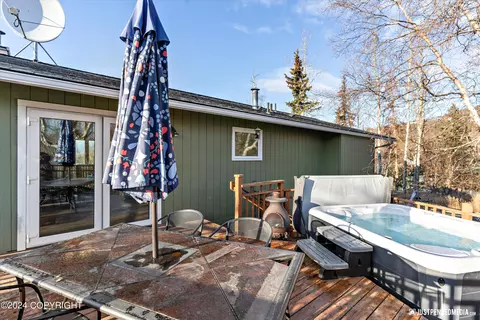 11055 Owhat Cir, Eagle River, AK 99577 photo 16